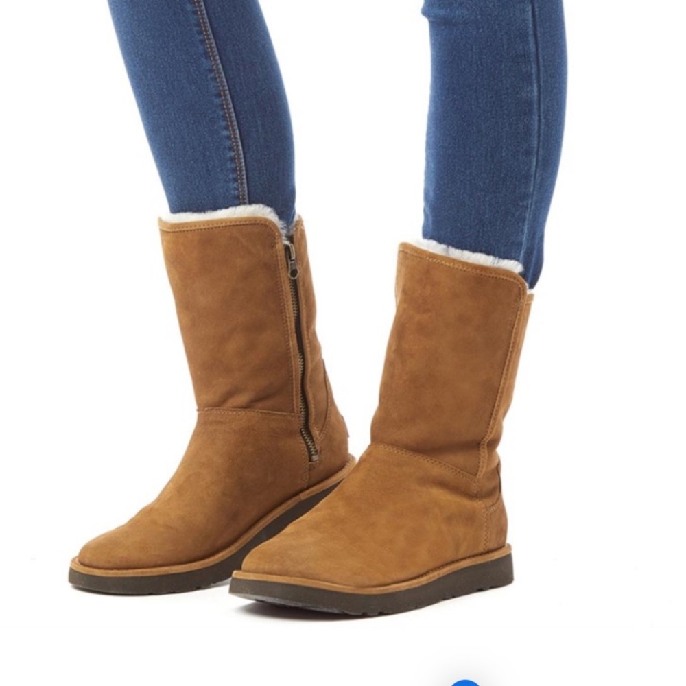 Ugg Abree suede Lux Collection made in Italy boots